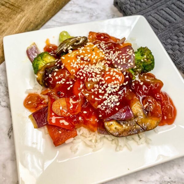 40 Vegetarian Stir-Fry over Rice & Bun.